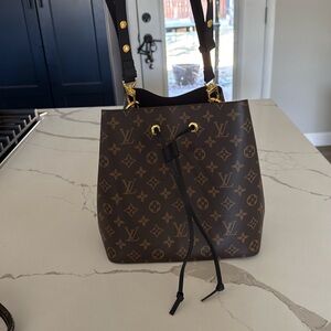 Louis Vuitton NoeNoe monogram champagne bag